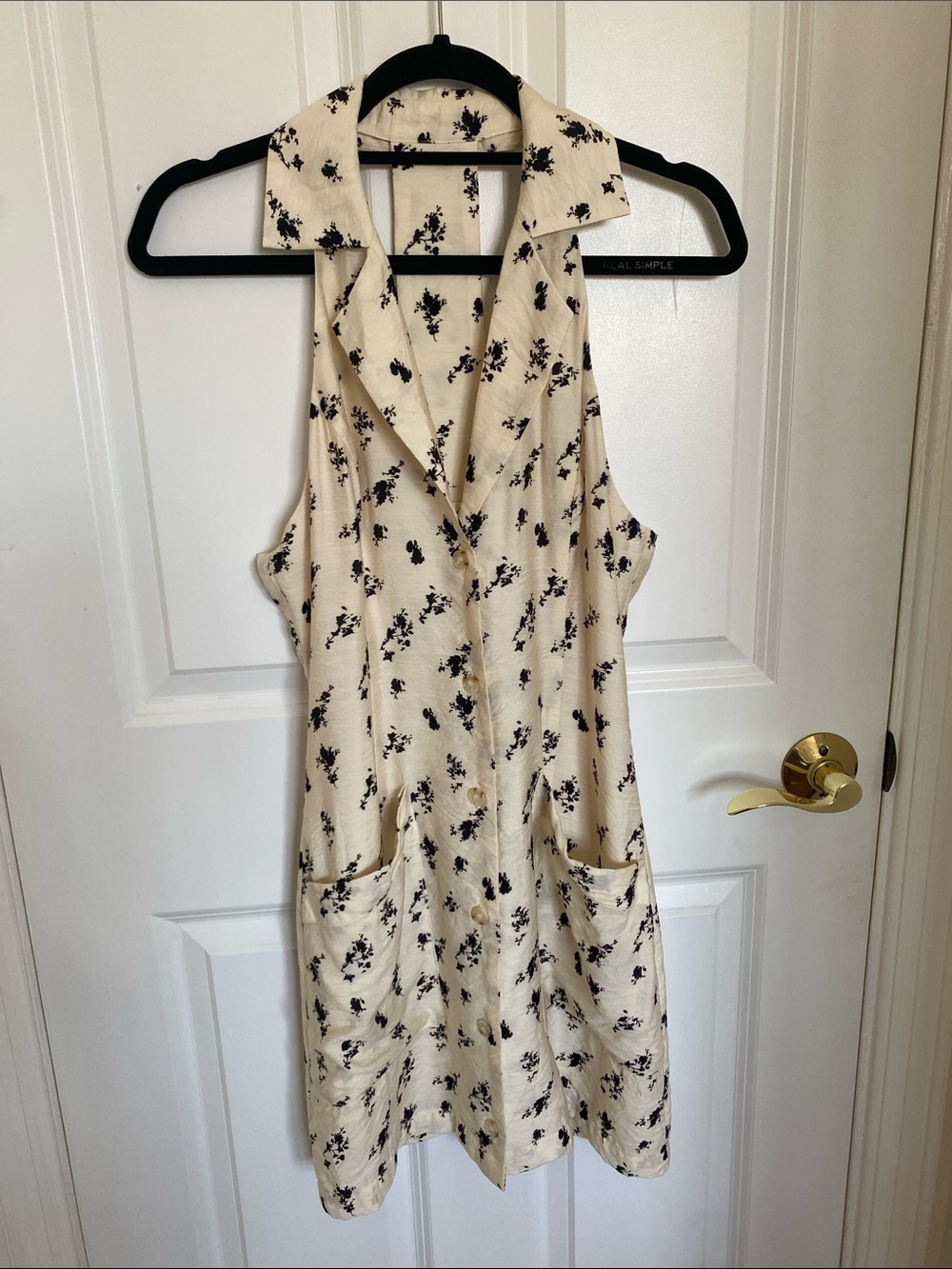 NWOT Doe and Rae Ivory and Black Floral Print Collared Dress Size S